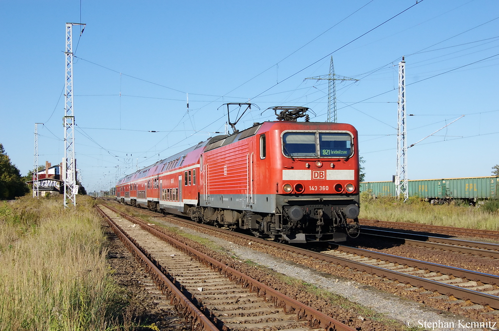 143 360 mit der RB21 (RB 18673) von Wustermark nach Potsdam Griebnitzsee in Satzkorn. 30.09.2011