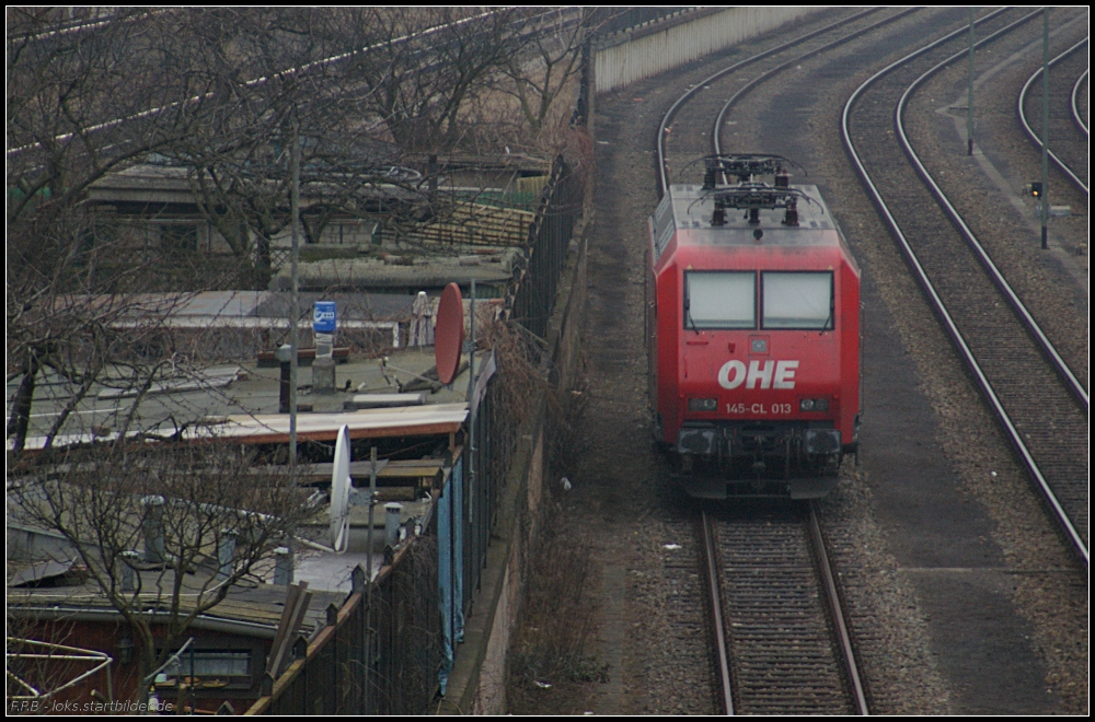 Ein wenig einsam steht OHE 145-CL 013 auf dem Gelnde der BEHALA (gesehen Berlin Westhafen 18.02.2011)