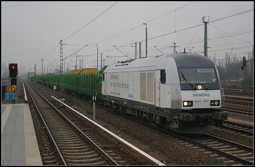 PRESS ER 20-2007  Siemens  mit einem Holzzug unterwegs (gesehen Berlin Beusselstrae 18.02.2011)