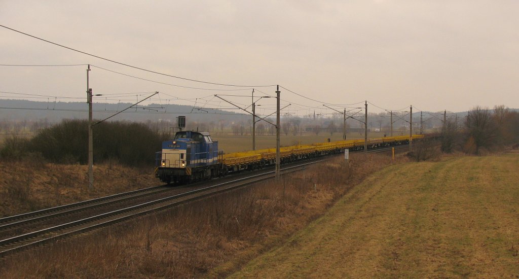 V 100 - SP - 009 (203 129-2) von Spitzke Richtung Genshagener Heide am 05.03.2011 durch Nudow.
