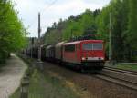 Direkt danach kam dann 155 220-7 mit einem langem Gterzug Richtung Berlin am 2.Mai durch.