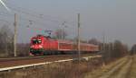 182 007-5 fhrt mit dem RE10 von Cottbus nach Leipzig Hbf druch Tornitz. Nchster Halt des Zuges ist Calau/Niederlausitz. 03.03.2011