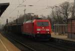 BR 185/130695/185-305-0-mit-einem-kurzen-gueterzug 185 305-0 mit einem kurzen Gterzug in Richtung Seddin am 02.04.2011 durch Michendorf.