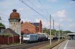 185 677-2 Railpool im Dienst fr die ITL Eisenbahn GmbH mit Kesselzug in Rathenow Richtung Stendal unterwegs.