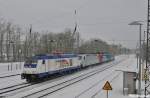 246 011-1 der IGT hatte 186 239-0; SBB-Cargo Re482 036-1 & 186 243-2 zu ziehen,als sie durch den winterlichen Bahnhof von Saarmund rollten (04.01.11)