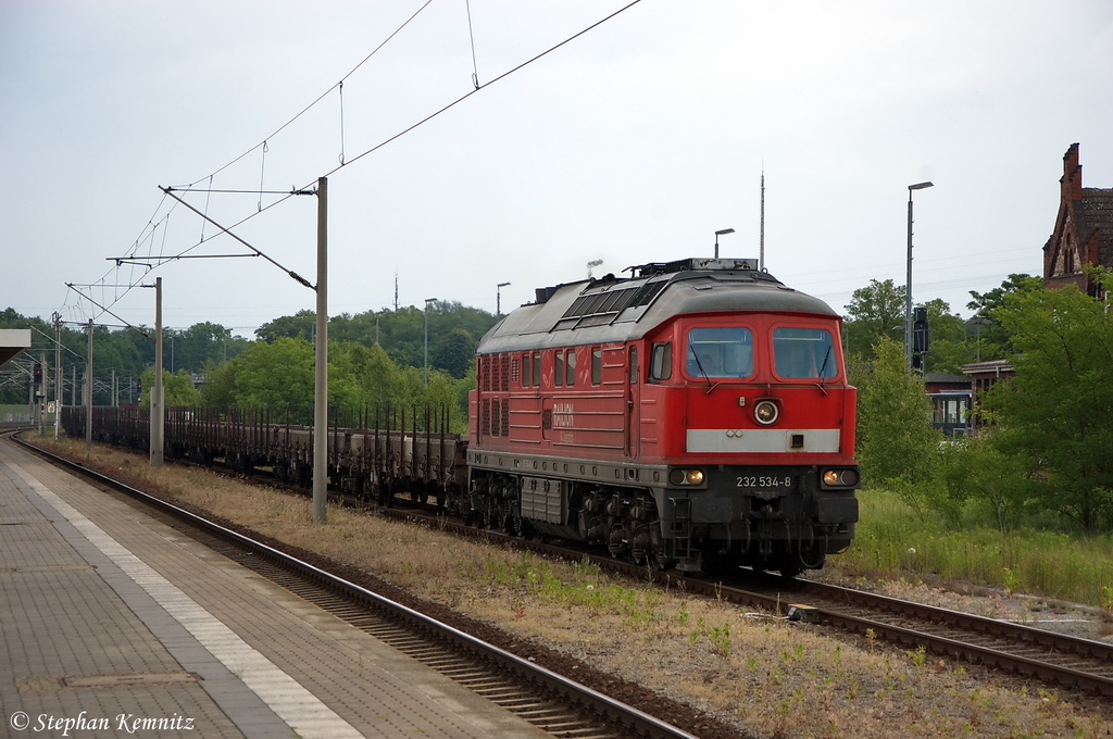 232 534-8 DB Schenker Rail Deutschland AG mit einem Res Ganzzug in Rathenow und fuhr nach Brandenburg-Altstadt. 07.06.2012