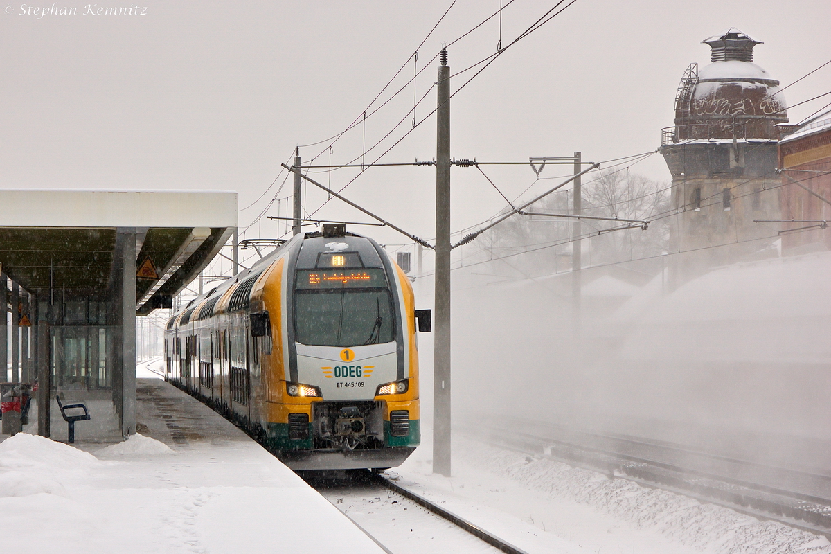 ET 445.109 (445 109-2) ODEG - Ostdeutsche Eisenbahn GmbH als RE4 (RE 84015) von Rathenow nach Ludwigsfelde in Rathenow. 27.01.2014