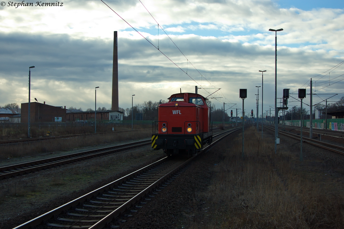 Lok 3 (345 260-4) WFL - Wedler & Franz Lokomotivdienstleistungen GbR, kam als Lz durch Rathenow gefahren und sie fuhr in Richtung Wustermark weiter. Netten Gruß an den Tf! 17.01.2014
