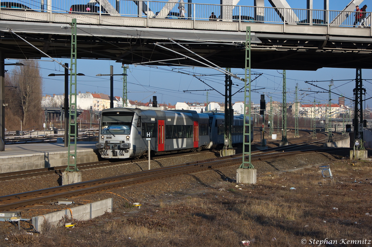 VT 008 (650 540-7) & VT 018 (650 550-6) NEB - Niederbarnimer Eisenbahn AG als RB27  Heidekrautbahn  (RB 78986) von Basdorf nach Berlin Gesundbrunnen, bei der Einfahrt in Berlin Gesundbrunnen. 25.02.2014