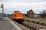 LOCON 208 (212 357-8) als Lz in Rathenow in richtung Stendal unterwegs. 05.04.2011