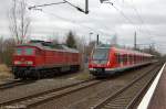 430 007/507  S-Bahn Stuttgart  wieder auf einer Probefahrt in Brandenburg und die 233 373-0 machte mal eine kurze Pause.
