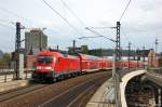 182 014 mit dem RE2 (RE 37412) von Cottbus nach Wittenberge, bei der Einfahrt in den Berliner Hbf. 30.04.2012