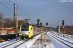ES 64 U2 - 011 (182 511-6) MRCE Dispolok GmbH für ODEG - Ostdeutsche Eisenbahn GmbH mit dem RE4 (RE 37316) von Ludwigsfelde nach Rathenow, bei der Einfahrt in Rathenow. Geschoben hatte die ES 64 U2 - 029 (182 529-8). 14.12.2012